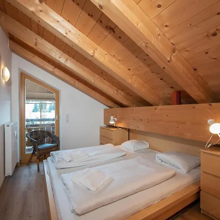 Haus Filzstein 145 25 クリムル