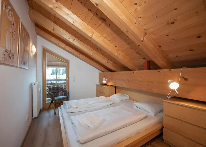 Haus Filzstein 145 25 كريمل